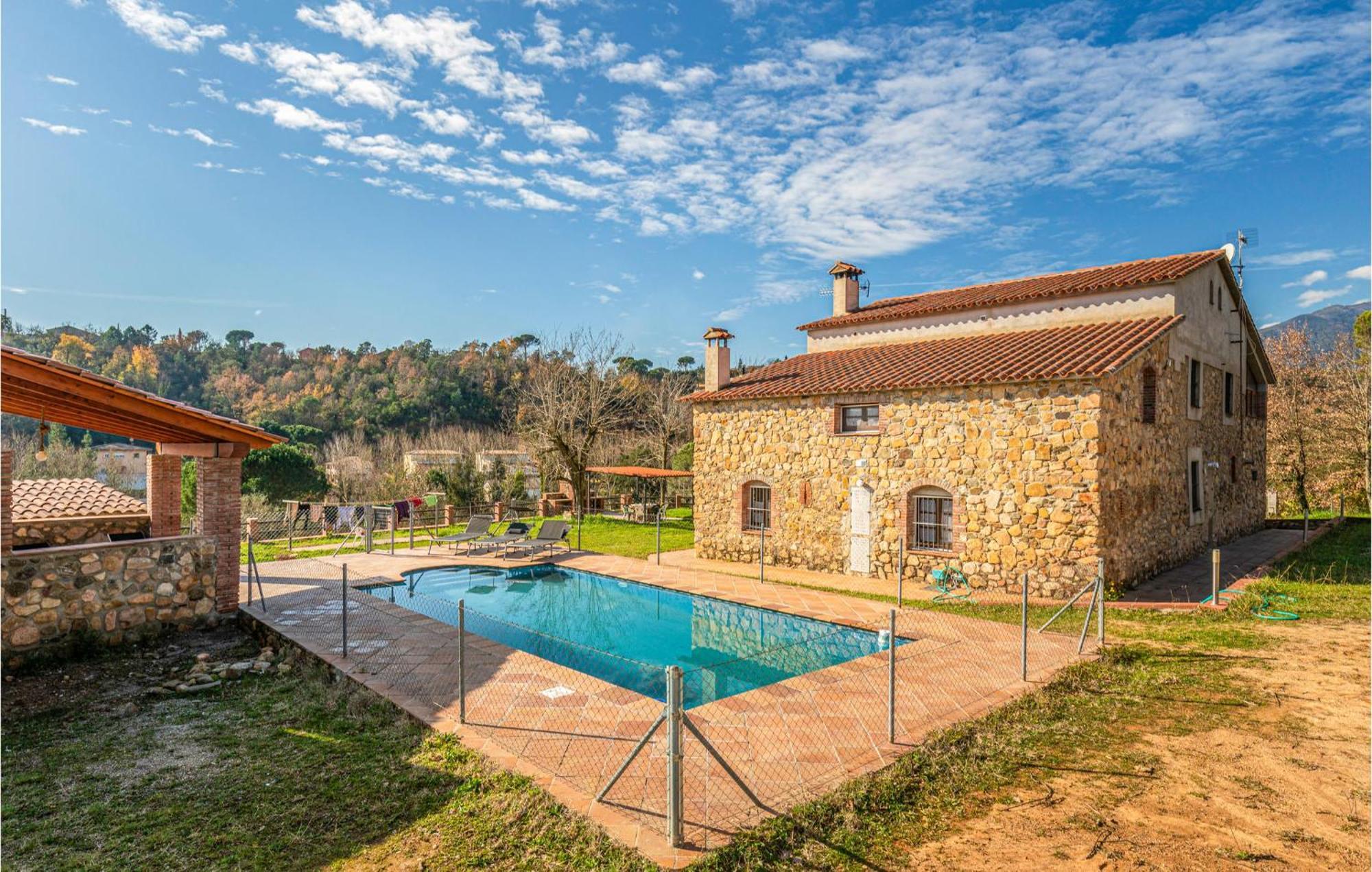 Awesome Home In Riells I Viabrea With Wifi Breda المظهر الخارجي الصورة
