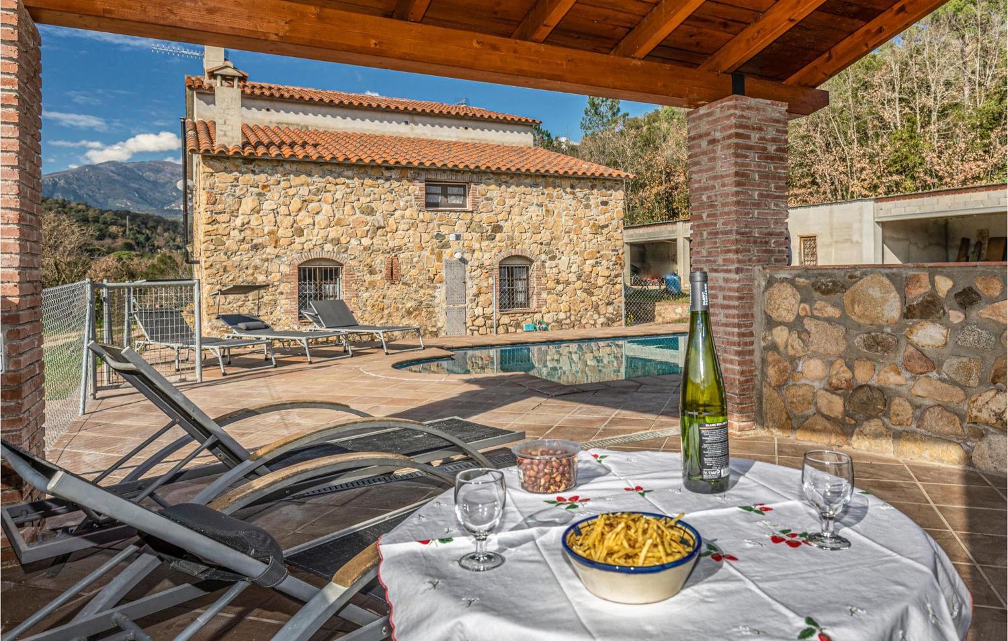 Awesome Home In Riells I Viabrea With Wifi Breda المظهر الخارجي الصورة